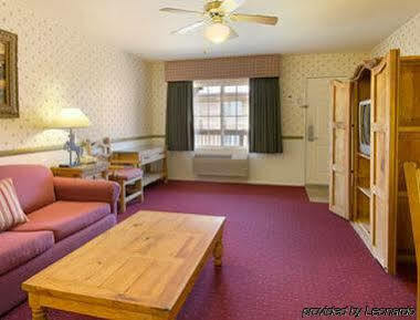 Days Inn By Wyndham Lebec Grapevine Kültér fotó